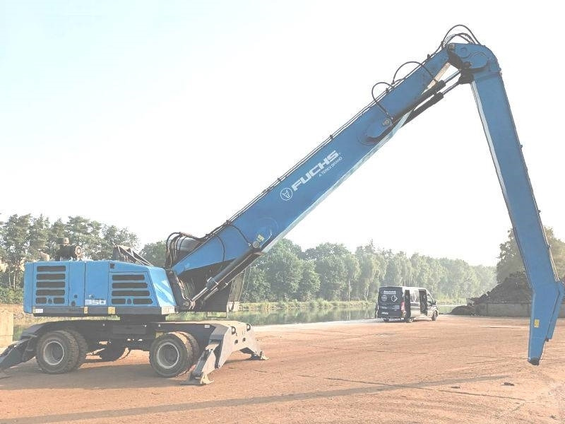 Fuchs MHL 350 F - Manipulador de material: foto 3 Fuchs MHL 350 F - Manipulador de material: foto 3