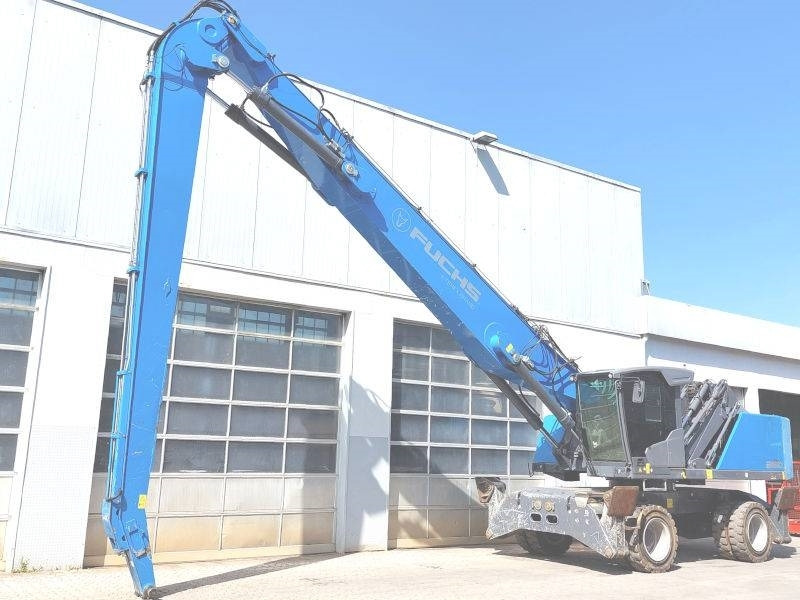 Fuchs MHL 360 F - Manipulador de material: foto 2 Fuchs MHL 360 F - Manipulador de material: foto 2