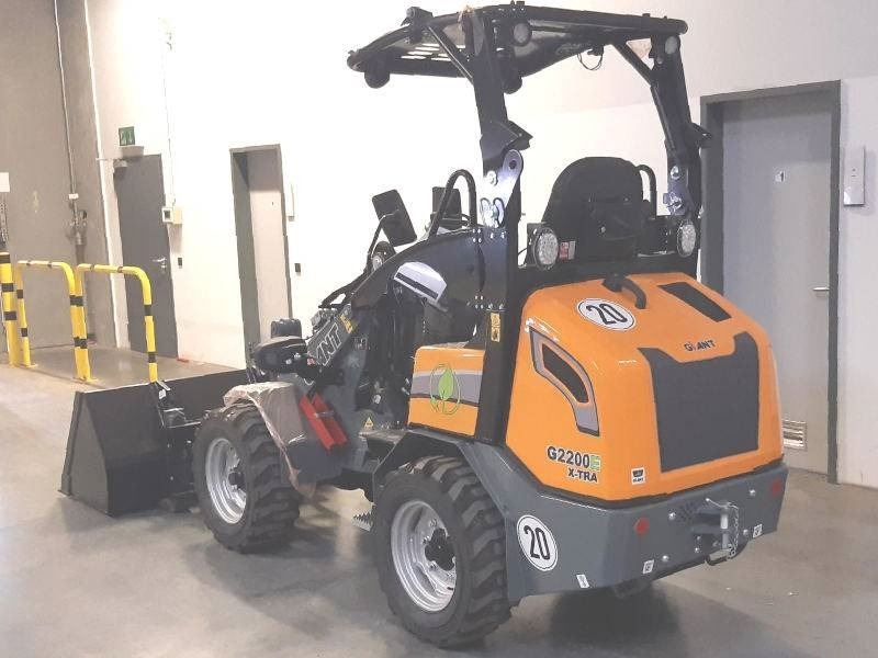 Giant G 2200 E X-Tra Elektro / electric - Mini carregadeira: foto 4 Giant G 2200 E X-Tra Elektro / electric - Mini carregadeira: foto 4