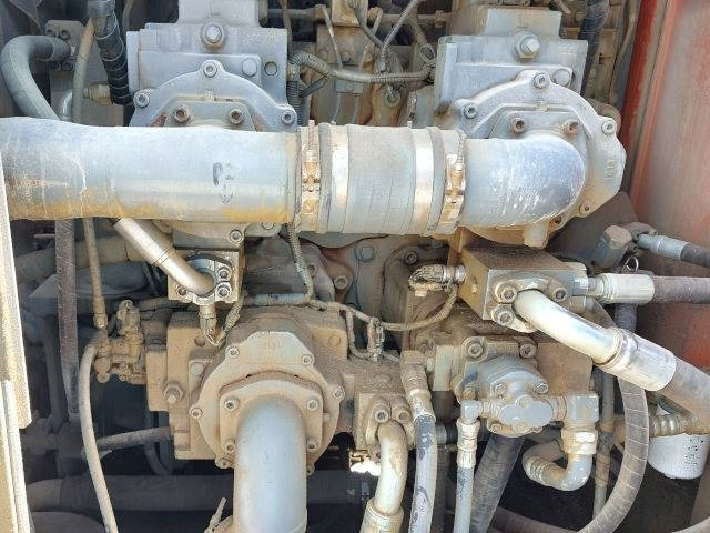 Escavadeira Hitachi EX 1200-6: foto 7