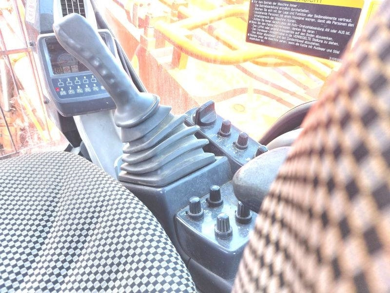 Escavadeira Hitachi EX 1200-6: foto 11