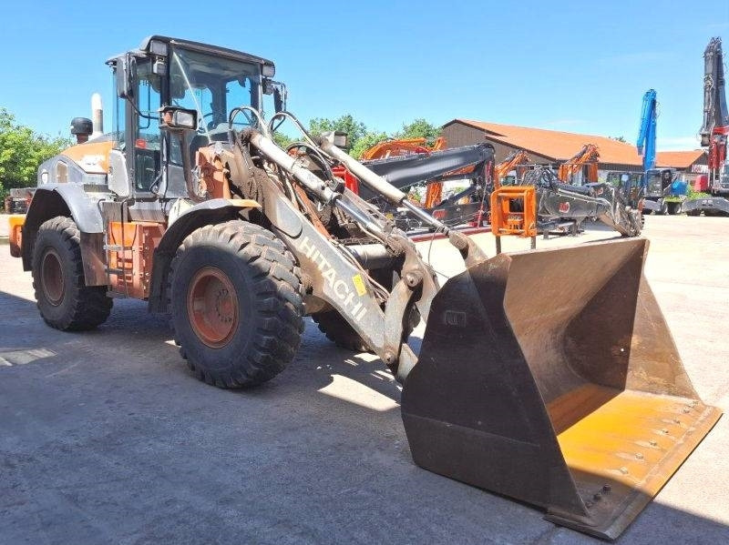 Hitachi ZW 180-6 PL High Lift - Carregadeira de rodas: foto 4 Hitachi ZW 180-6 PL High Lift - Carregadeira de rodas: foto 4