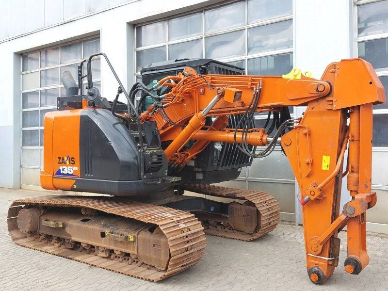 Hitachi ZX 135 US-6 Short reach front tunnel excavator - Escavadora de rastos: foto 4 Hitachi ZX 135 US-6 Short reach front tunnel excavator - Escavadora de rastos: foto 4