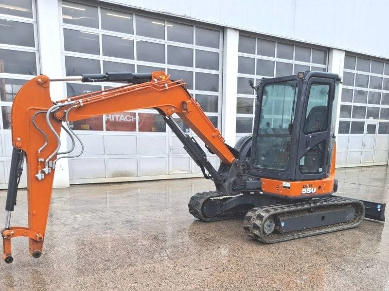 Hitachi ZX 55 U-6 - Mini escavadeira: foto 2 Hitachi ZX 55 U-6 - Mini escavadeira: foto 2
