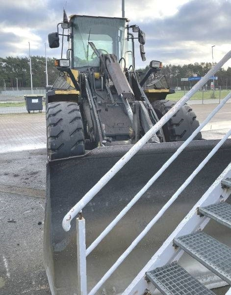 Komatsu WA 200 PT-5 - Carregadeira de rodas: foto 2 Komatsu WA 200 PT-5 - Carregadeira de rodas: foto 2