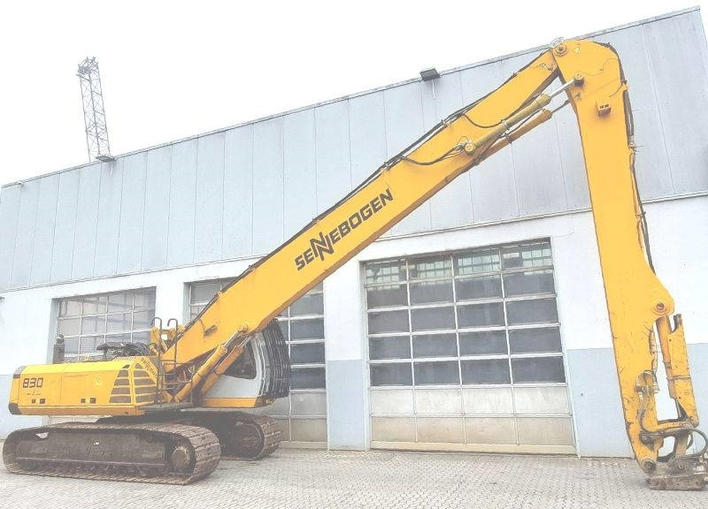 Sennebogen 830 - Escavadeira: foto 4 Sennebogen 830 - Escavadeira: foto 4