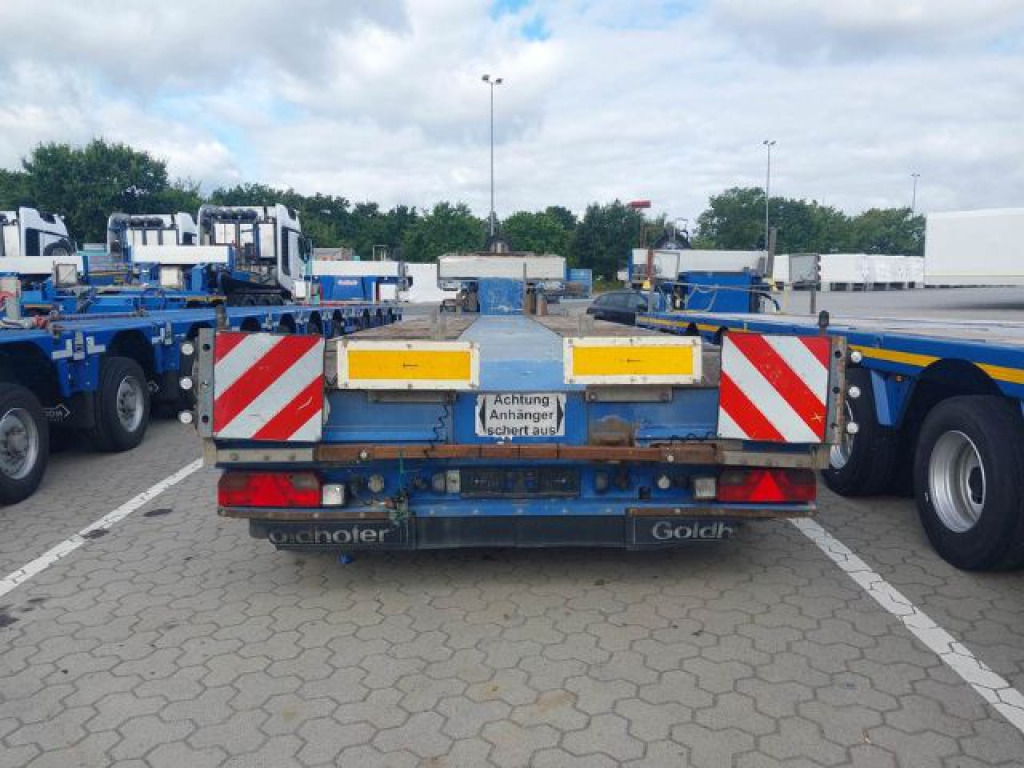 Goldhofer STZ-L6-62/80AA Tieflader Spezial - Semireboque baixa: foto 4 Goldhofer STZ-L6-62/80AA Tieflader Spezial - Semireboque baixa: foto 4