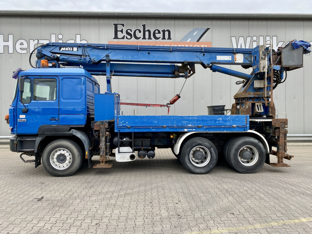 MAN 27.464 6x4 / MKG HMK 350a2L Kran - Caminhão grua: foto 2 MAN 27.464 6x4 / MKG HMK 350a2L Kran - Caminhão grua: foto 2