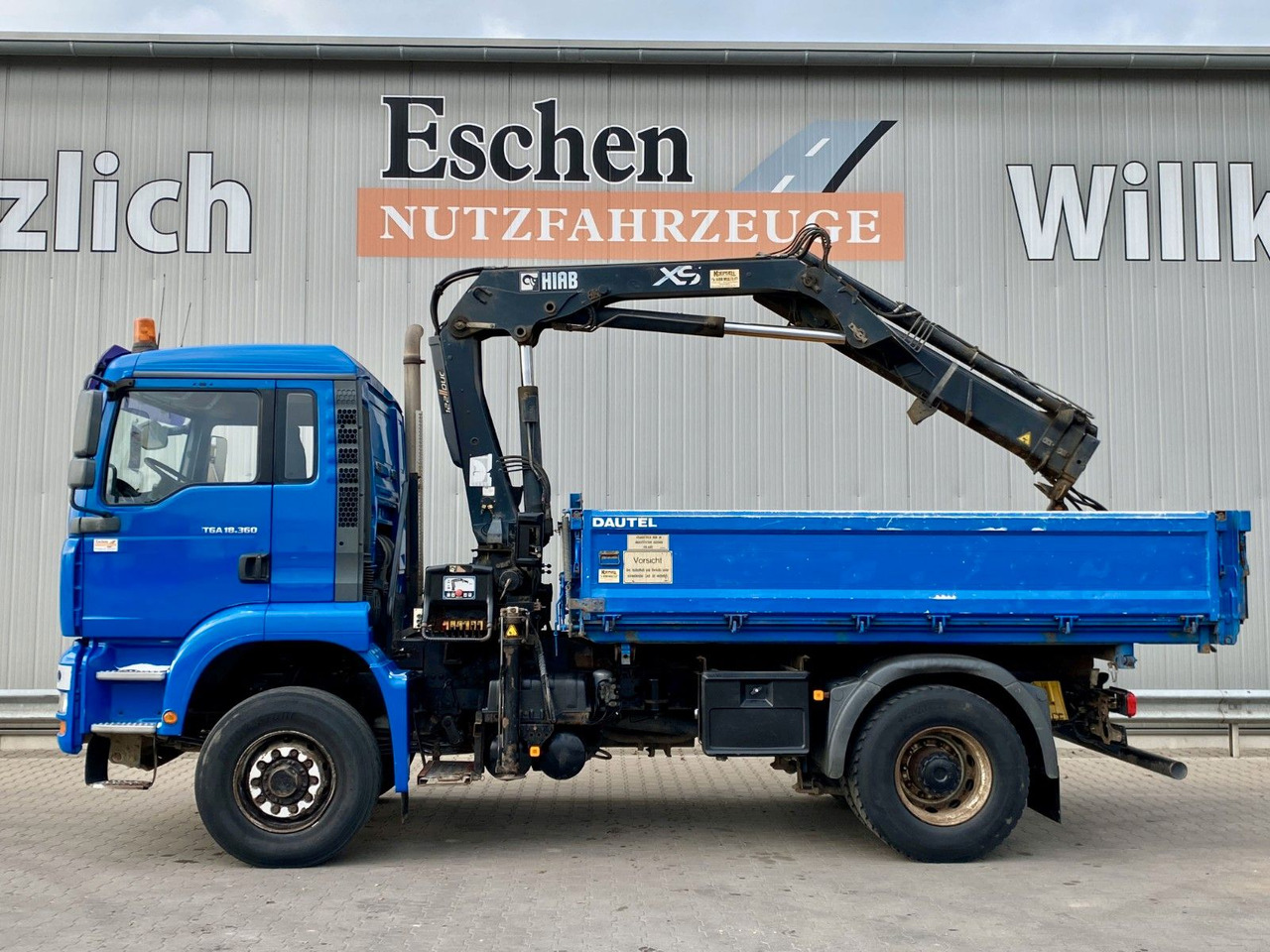 MAN TGA 18.360 4x4H BL*HIAB 122 BS-2*Dautel 3-Seiten - Caminhão basculante, Caminhão grua: foto 3 MAN TGA 18.360 4x4H BL*HIAB 122 BS-2*Dautel 3-Seiten - Caminhão basculante, Caminhão grua: foto 3