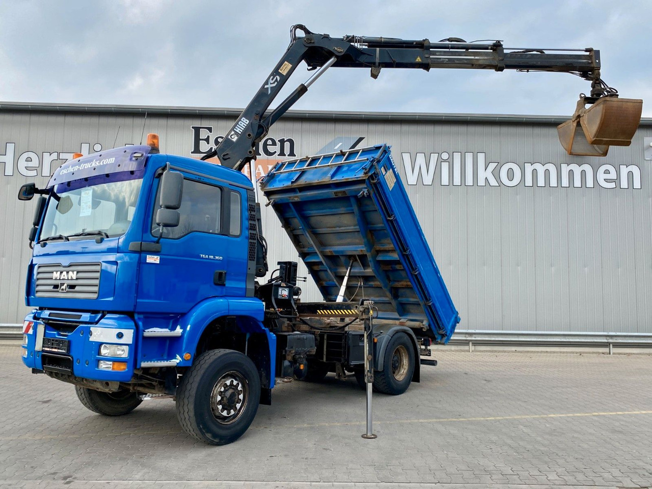 MAN TGA 18.360 4x4H BL Hiab Kran*Dautel Kipper*Klima - Caminhão basculante, Caminhão grua: foto 1 MAN TGA 18.360 4x4H BL Hiab Kran*Dautel Kipper*Klima - Caminhão basculante, Caminhão grua: foto 1