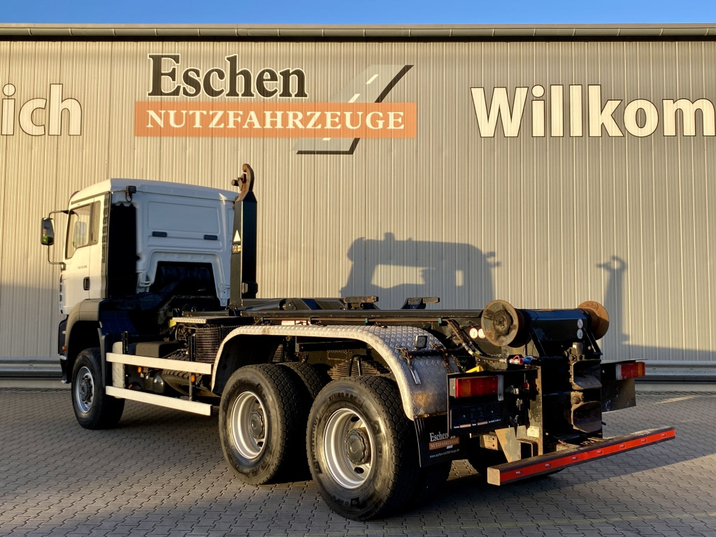 MAN TGA 33.390 6x6 BB - Caminhão polibenne: foto 4 MAN TGA 33.390 6x6 BB - Caminhão polibenne: foto 4