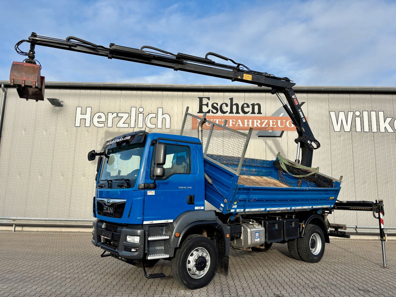 MAN TGM 18.320 4x4 BB | TÜV NEU*HIAB XHIDUO 138*FUNK - Caminhão basculante, Caminhão grua: foto 1 MAN TGM 18.320 4x4 BB | TÜV NEU*HIAB XHIDUO 138*FUNK - Caminhão basculante, Caminhão grua: foto 1
