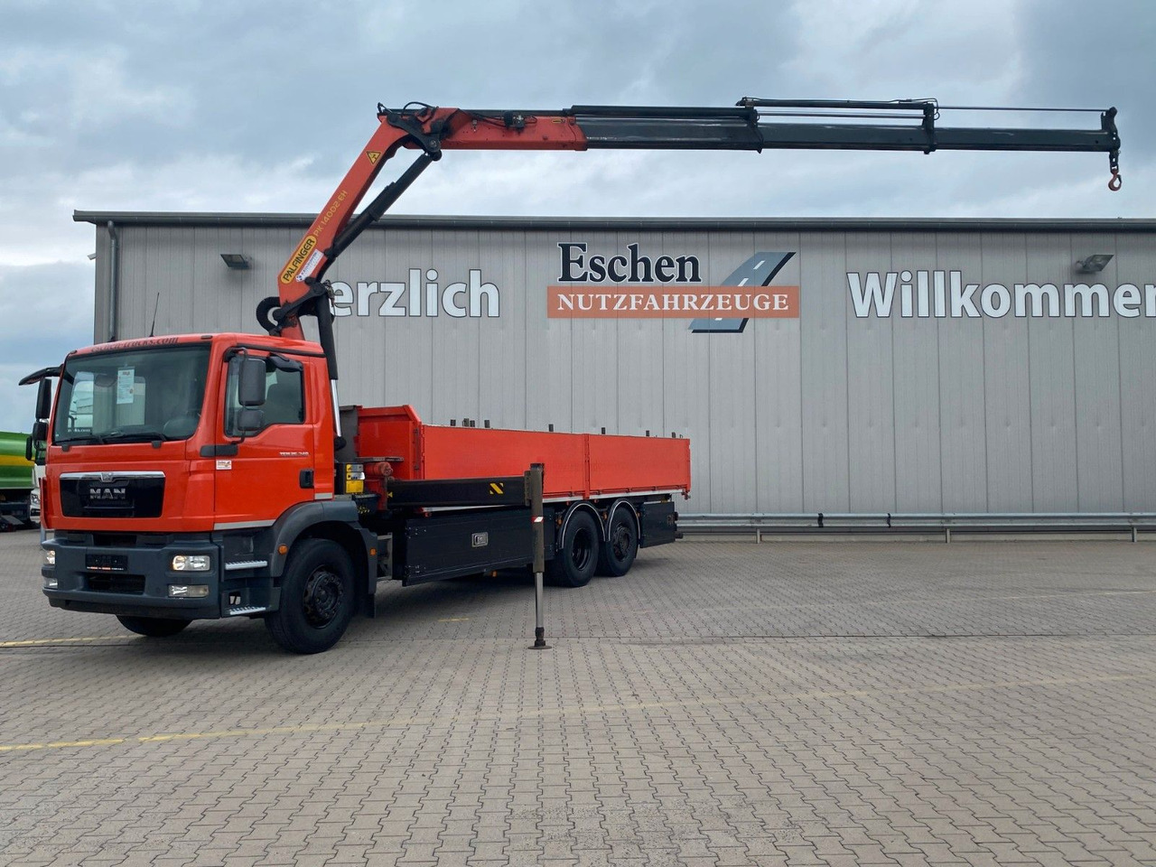 MAN TGM 26.340 6x2-4 LL | PK14002*Funk*Klima*1.Hand - Camião de caixa aberta/ Plataforma, Caminhão grua: foto 1 MAN TGM 26.340 6x2-4 LL | PK14002*Funk*Klima*1.Hand - Camião de caixa aberta/ Plataforma, Caminhão grua: foto 1