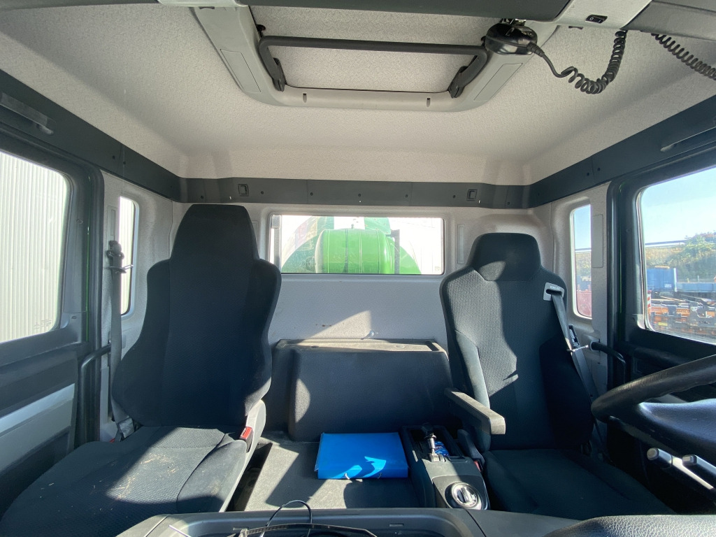 MAN TGS 32.360 8x4 BB / 9 m³ Stetter-Aufbau - Caminhão betoneira: foto 4 MAN TGS 32.360 8x4 BB / 9 m³ Stetter-Aufbau - Caminhão betoneira: foto 4