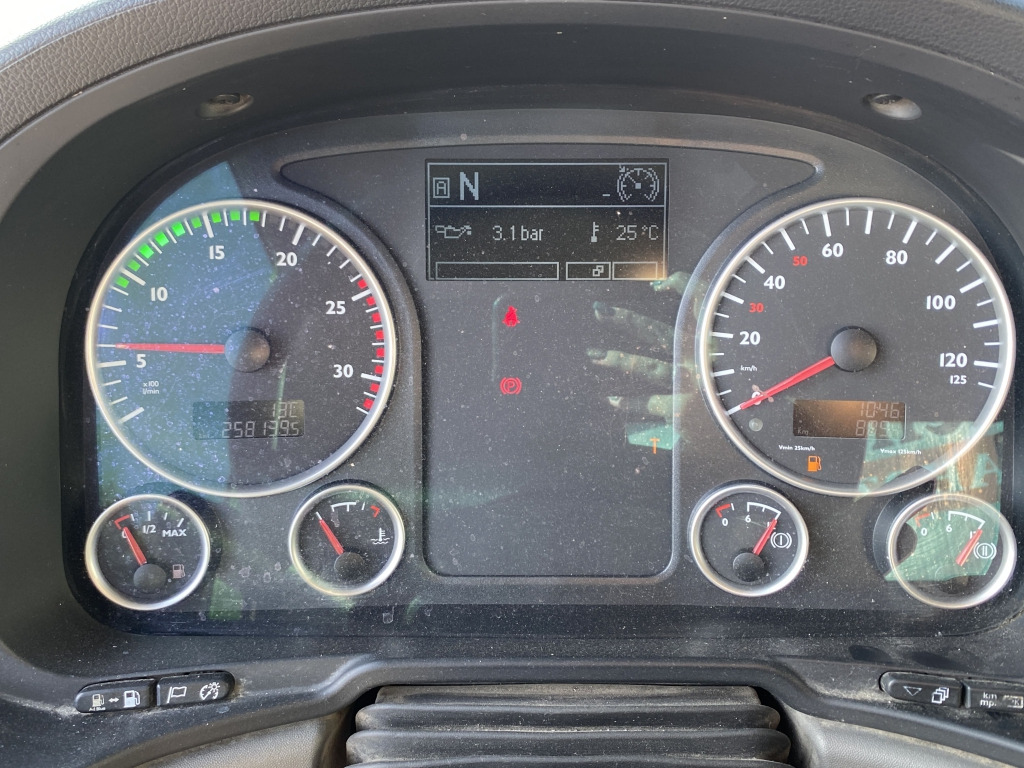 MAN TGS 32.360 8x4 BB / 9 m³ Stetter-Aufbau - Caminhão betoneira: foto 5 MAN TGS 32.360 8x4 BB / 9 m³ Stetter-Aufbau - Caminhão betoneira: foto 5