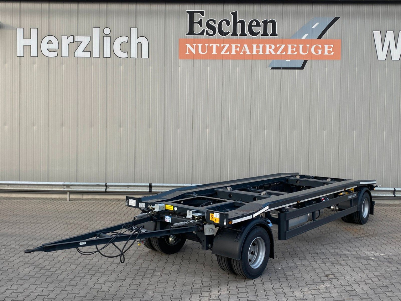 Meiller MG 18 ZO 5,4 NEU*Rückfahrkamera*Werkzeugkasten Meiller MG 18 ZO 5,4 NEU*Werkzeugkasten Abrollcontainer - Reboque ampliroll/ Multibenne: foto 1 Meiller MG 18 ZO 5,4 NEU*Rückfahrkamera*Werkzeugkasten Meiller MG 18 ZO 5,4 NEU*Werkzeugkasten Abrollcontainer - Reboque ampliroll/ Multibenne: foto 1