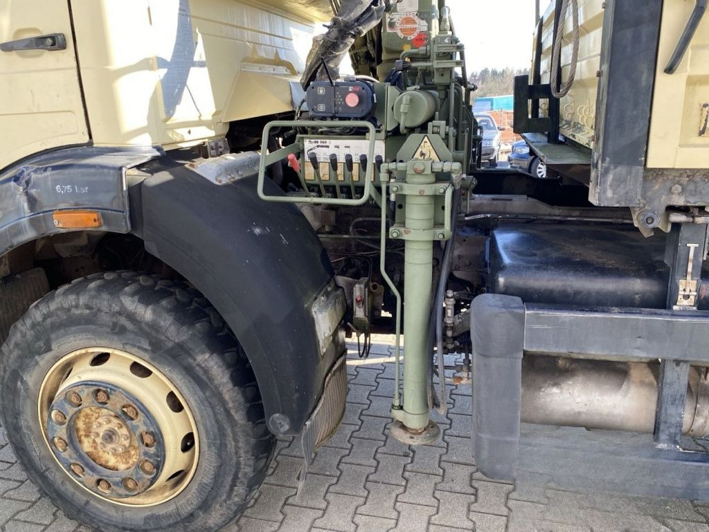 Mercedes-Benz 1017 4x4 Allrad Pritsche | HIAB 060-2 Kran*36TKM - Camião de caixa aberta/ Plataforma, Caminhão grua: foto 3 Mercedes-Benz 1017 4x4 Allrad Pritsche | HIAB 060-2 Kran*36TKM - Camião de caixa aberta/ Plataforma, Caminhão grua: foto 3