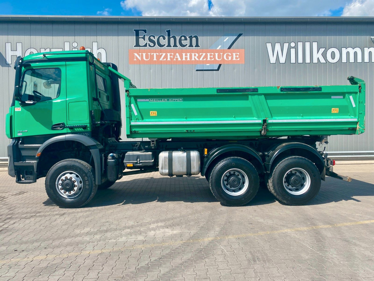 Mercedes-Benz 3345 Arocs 6x6 | MEILLER*Bordmatik*AHK*Blatt*AC - Caminhão basculante: foto 3 Mercedes-Benz 3345 Arocs 6x6 | MEILLER*Bordmatik*AHK*Blatt*AC - Caminhão basculante: foto 3