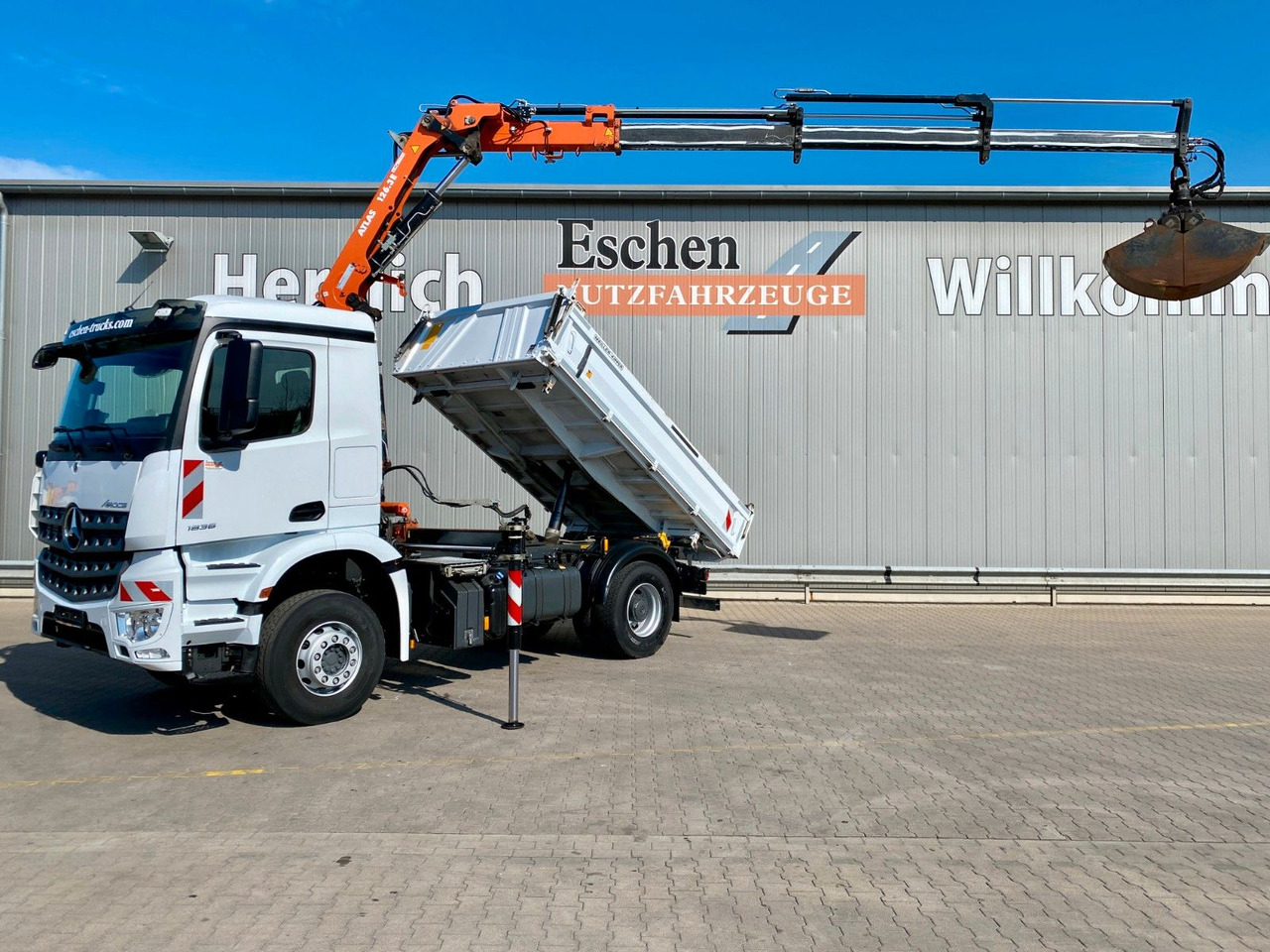 Mercedes-Benz Arocs 1836 | Atlas 126.3*5+6.Kreis*Funk*Navi*AHK - Caminhão basculante, Caminhão grua: foto 2 Mercedes-Benz Arocs 1836 | Atlas 126.3*5+6.Kreis*Funk*Navi*AHK - Caminhão basculante, Caminhão grua: foto 2