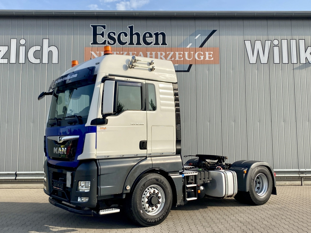 MAN TGX 18.500 4x4 H BLS - Tractor: foto 1 MAN TGX 18.500 4x4 H BLS - Tractor: foto 1