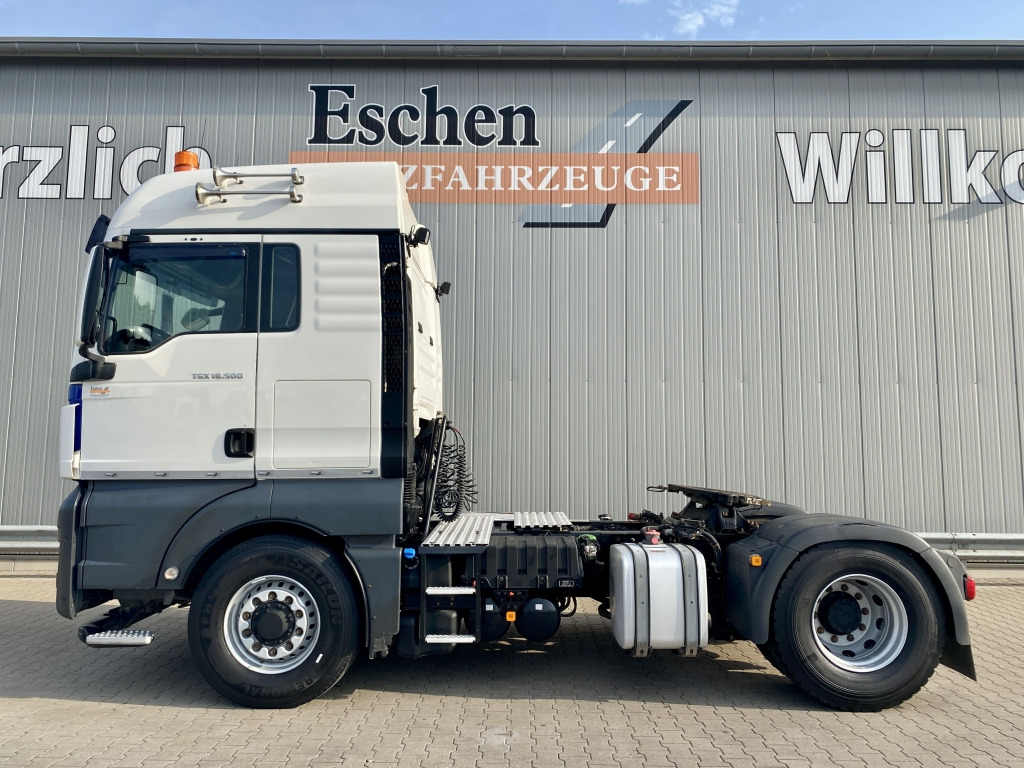 MAN TGX 18.500 4x4 H BLS - Tractor: foto 2 MAN TGX 18.500 4x4 H BLS - Tractor: foto 2