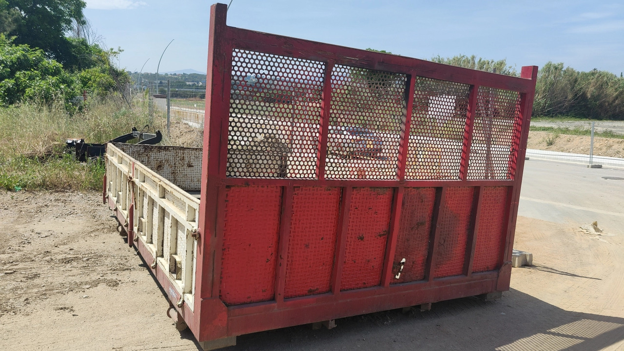 Caja quita y pon 4100x600x2520 MM - Carroçaria de caixa aberta: foto 1 Caja quita y pon 4100x600x2520 MM - Carroçaria de caixa aberta: foto 1