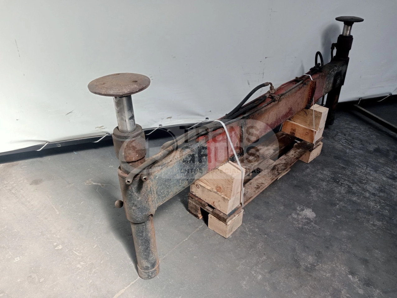 Estabilizador fijo a 2.300 mm - Equipamento de Guindaste: foto 2 Estabilizador fijo a 2.300 mm - Equipamento de Guindaste: foto 2