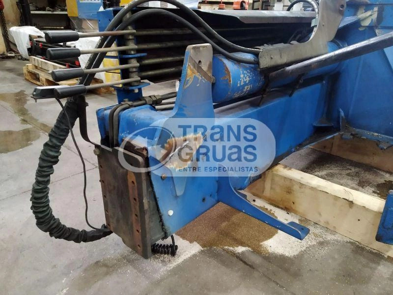 Grúa PK 17000 solo para recambios - Sistema de elevação polibenne/ Multibenne: foto 1 Grúa PK 17000 solo para recambios - Sistema de elevação polibenne/ Multibenne: foto 1