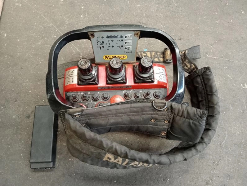 Grúa Palfinger PK 42502 - Grua para caminhão de Caminhão: foto 2 Grúa Palfinger PK 42502 - Grua para caminhão de Caminhão: foto 2