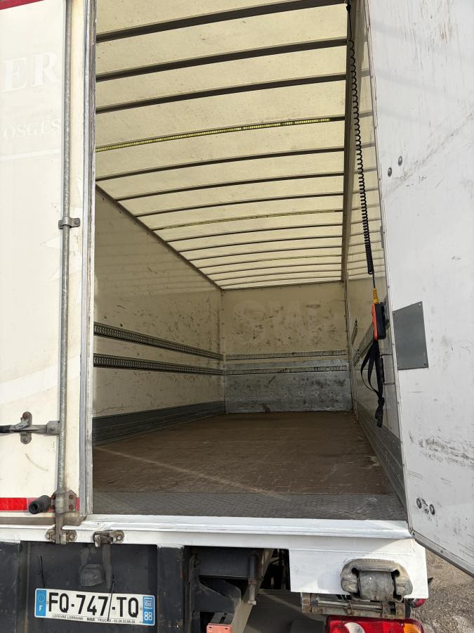 DAF LF 210 - Caminhão furgão: foto 2 DAF LF 210 - Caminhão furgão: foto 2