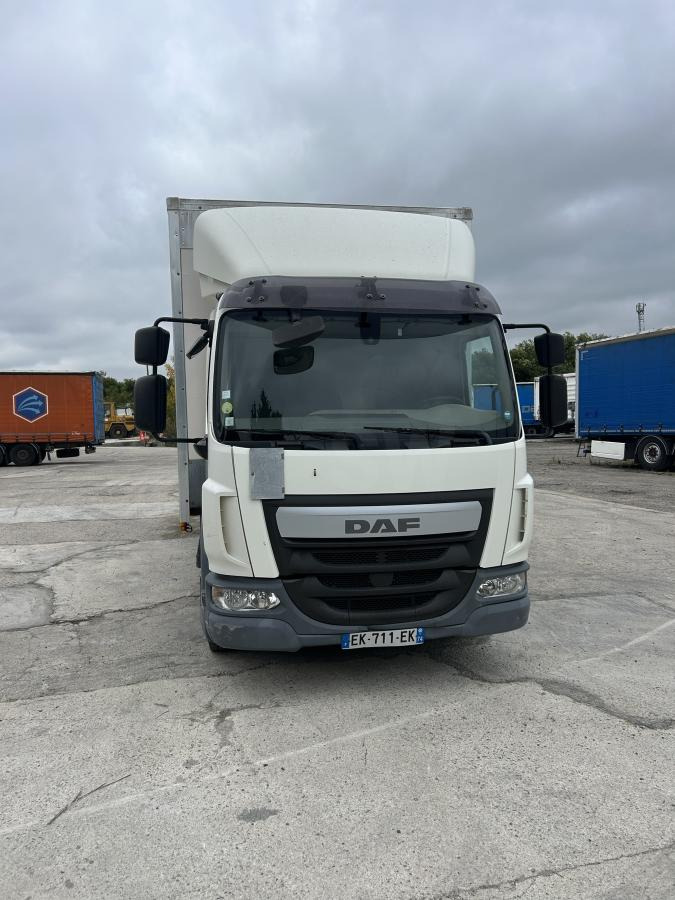DAF LF 210 - Caminhão furgão: foto 2 DAF LF 210 - Caminhão furgão: foto 2