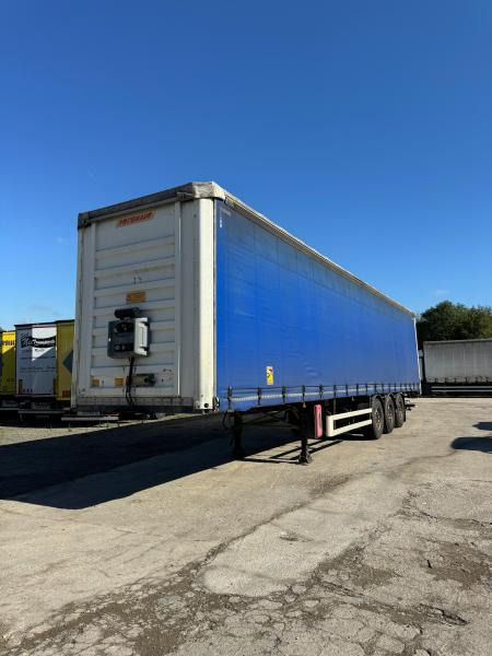Semi-reboque de lona Fruehauf: foto 1