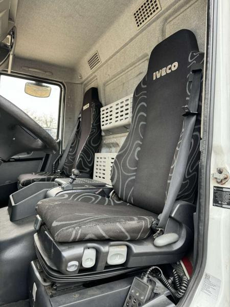 Iveco Eurocargo 160E30 - Caminhão frigorífico: foto 3 Iveco Eurocargo 160E30 - Caminhão frigorífico: foto 3