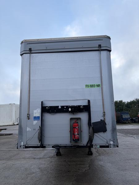 Kögel - Semi-reboque de lona: foto 4 Kögel - Semi-reboque de lona: foto 4