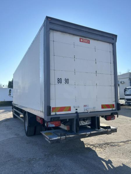 MAN TGM 18.250 - Caminhão furgão: foto 2 MAN TGM 18.250 - Caminhão furgão: foto 2