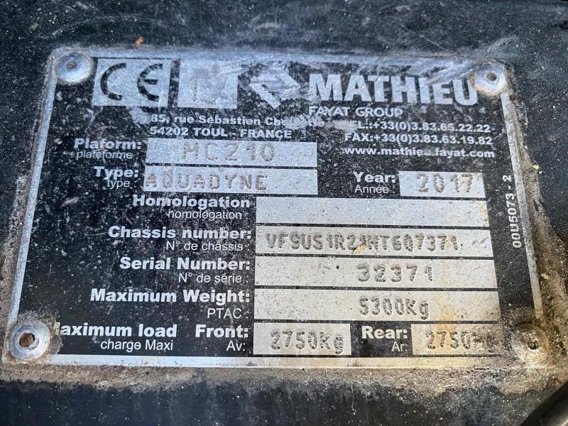 Mathieu Azura MC210 - Varredora urbana: foto 2 Mathieu Azura MC210 - Varredora urbana: foto 2