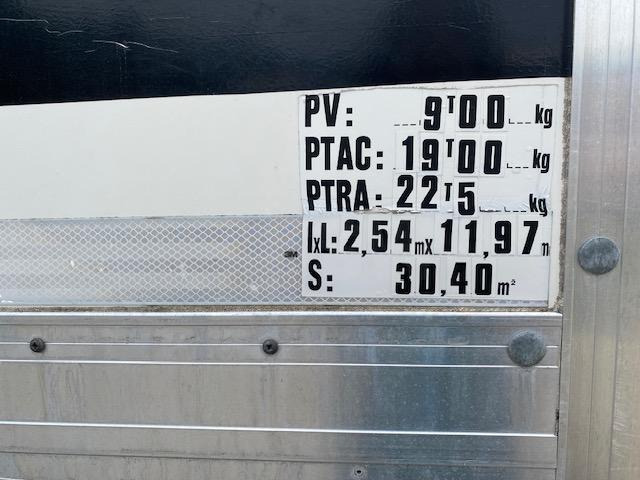 Renault D-Series 320.19 - Caminhão furgão: foto 4 Renault D-Series 320.19 - Caminhão furgão: foto 4