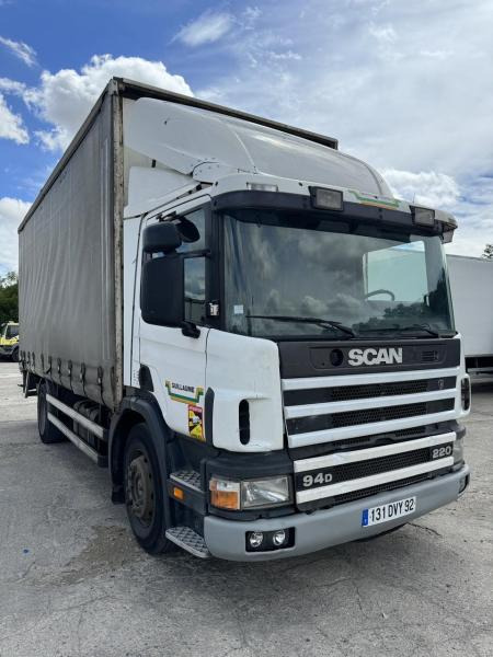 Scania 94 D220 - Caminhão com lona: foto 2 Scania 94 D220 - Caminhão com lona: foto 2