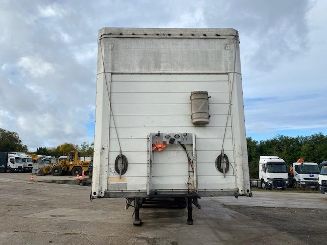 Schmitz Cargobull - Semi-reboque de lona: foto 4 Schmitz Cargobull - Semi-reboque de lona: foto 4