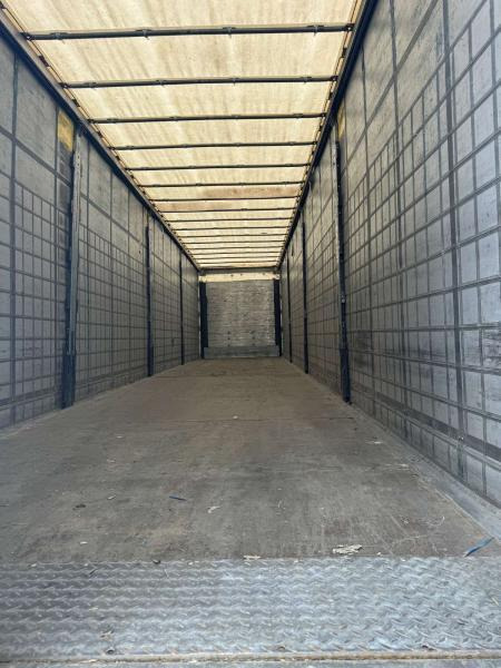 Schmitz Cargobull - Semi-reboque de lona: foto 4 Schmitz Cargobull - Semi-reboque de lona: foto 4