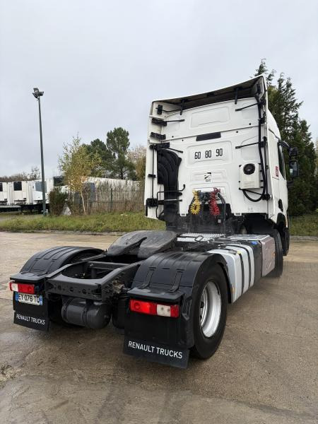 Renault T-Series 480 - Tractor: foto 5 Renault T-Series 480 - Tractor: foto 5