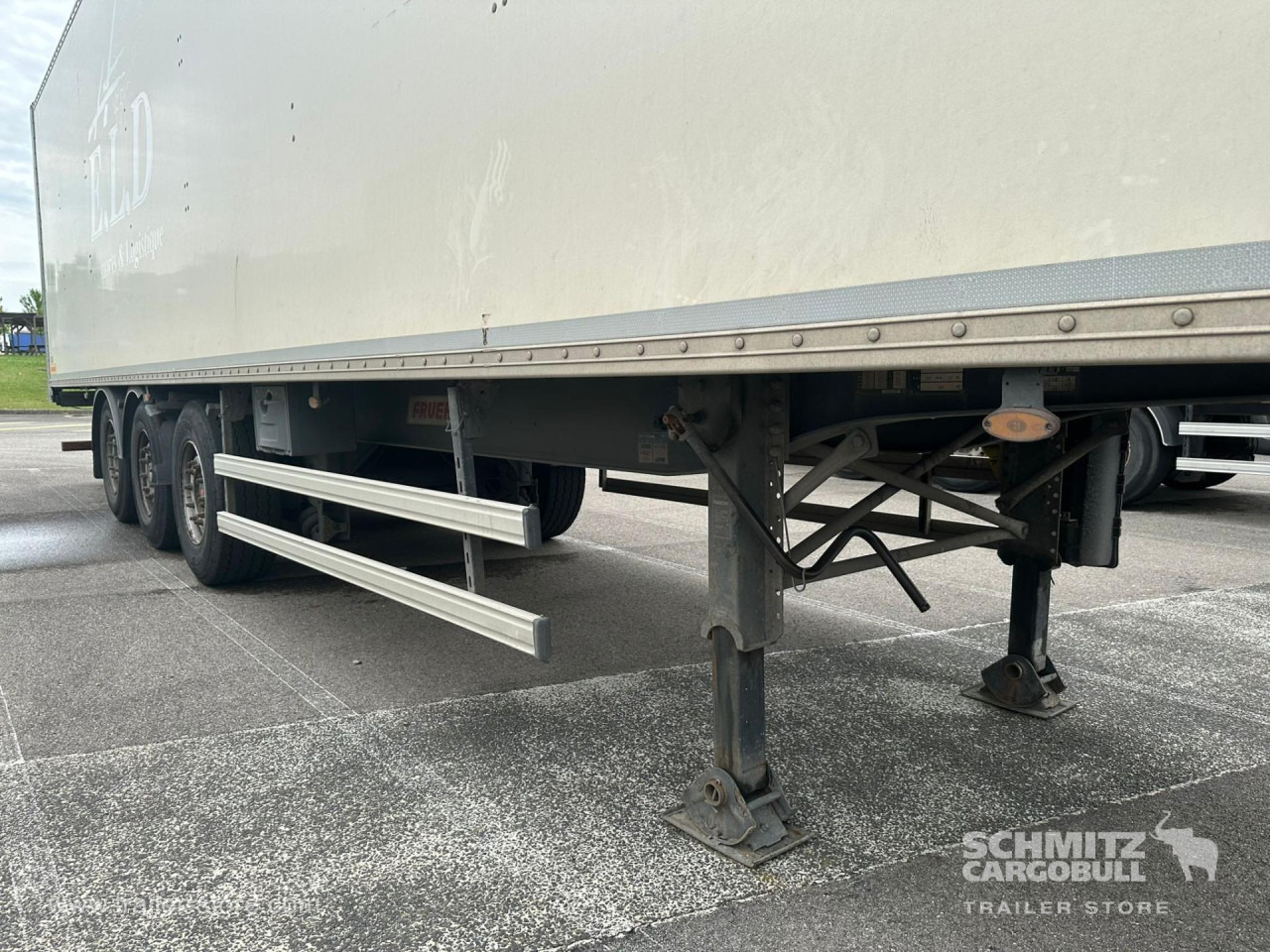 FRUEHAUF Dryfreight Standard - Semireboque furgão: foto 2 FRUEHAUF Dryfreight Standard - Semireboque furgão: foto 2
