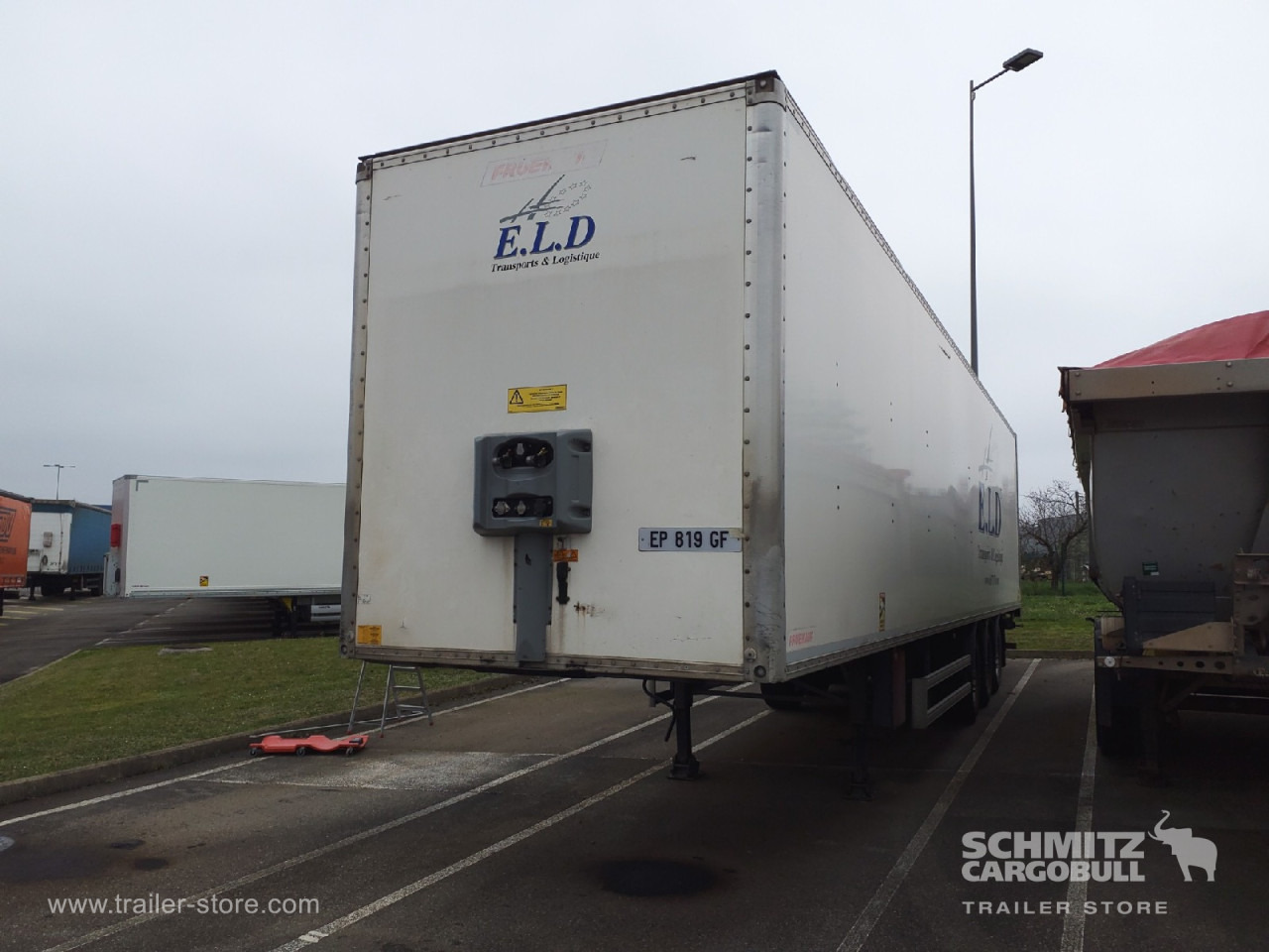 FRUEHAUF Dryfreight Standard Roller shutter door - Semireboque furgão: foto 4 FRUEHAUF Dryfreight Standard Roller shutter door - Semireboque furgão: foto 4