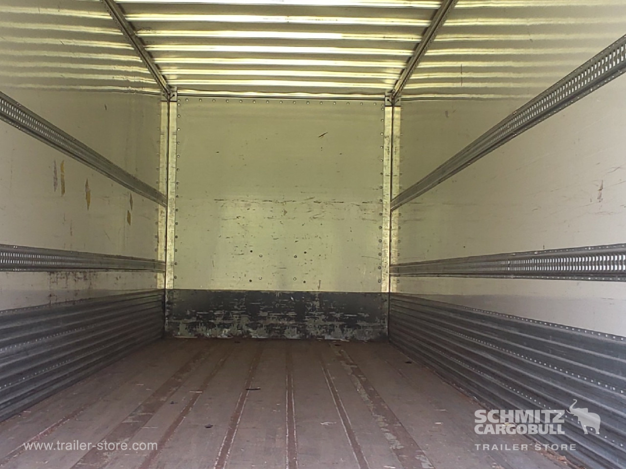 FRUEHAUF Dryfreight Standard Roller shutter door - Semireboque furgão: foto 3 FRUEHAUF Dryfreight Standard Roller shutter door - Semireboque furgão: foto 3