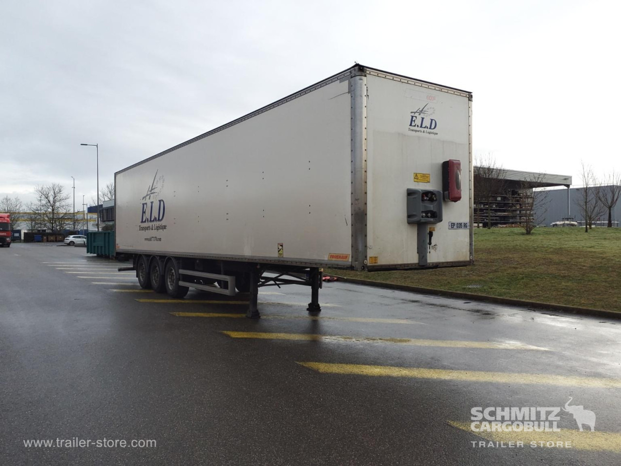 FRUEHAUF Dryfreight Standard Roller shutter door - Semireboque furgão: foto 1 FRUEHAUF Dryfreight Standard Roller shutter door - Semireboque furgão: foto 1