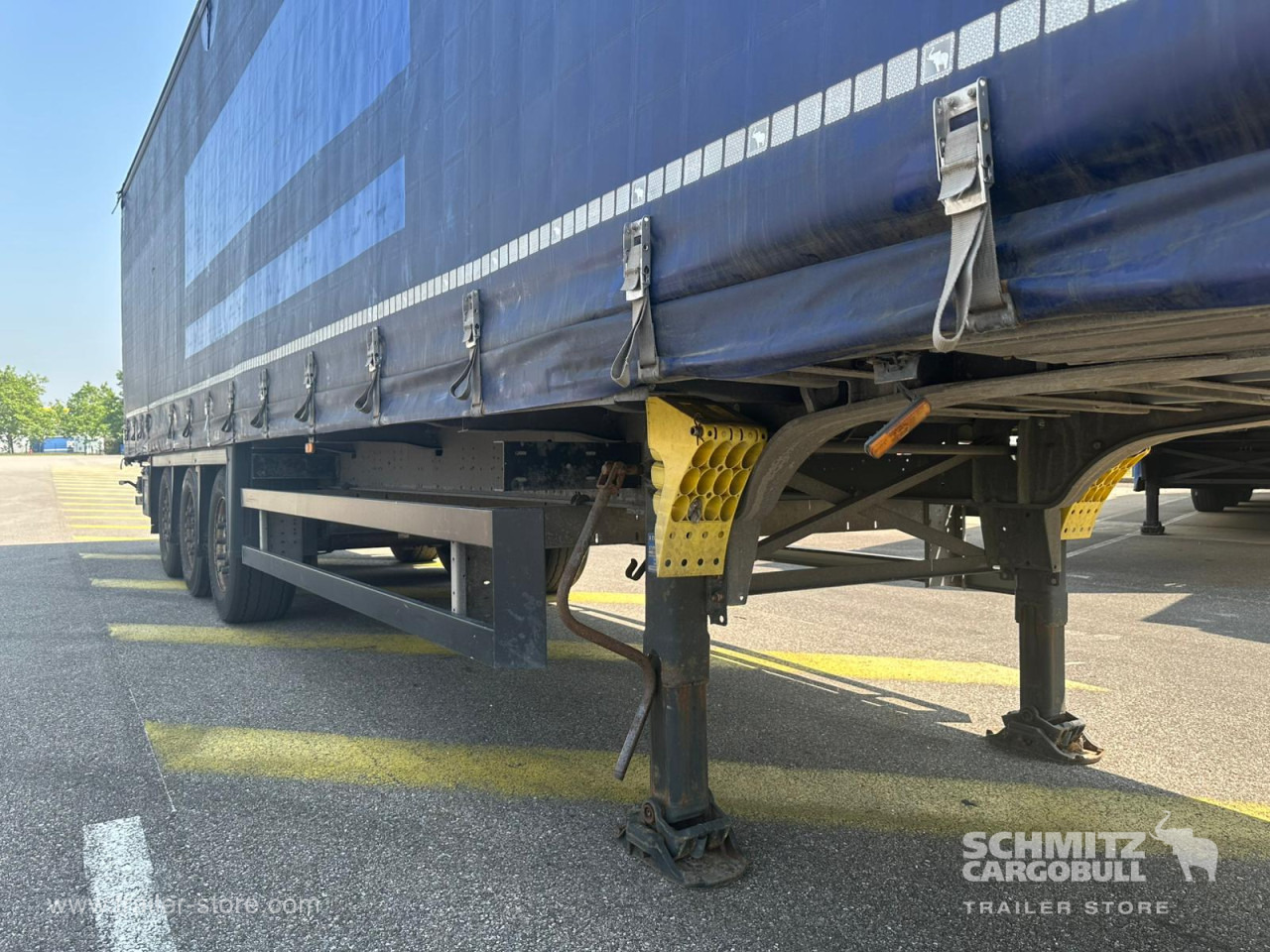 SCHMITZ Curtainsider Mega - Semi-reboque de lona: foto 4 SCHMITZ Curtainsider Mega - Semi-reboque de lona: foto 4
