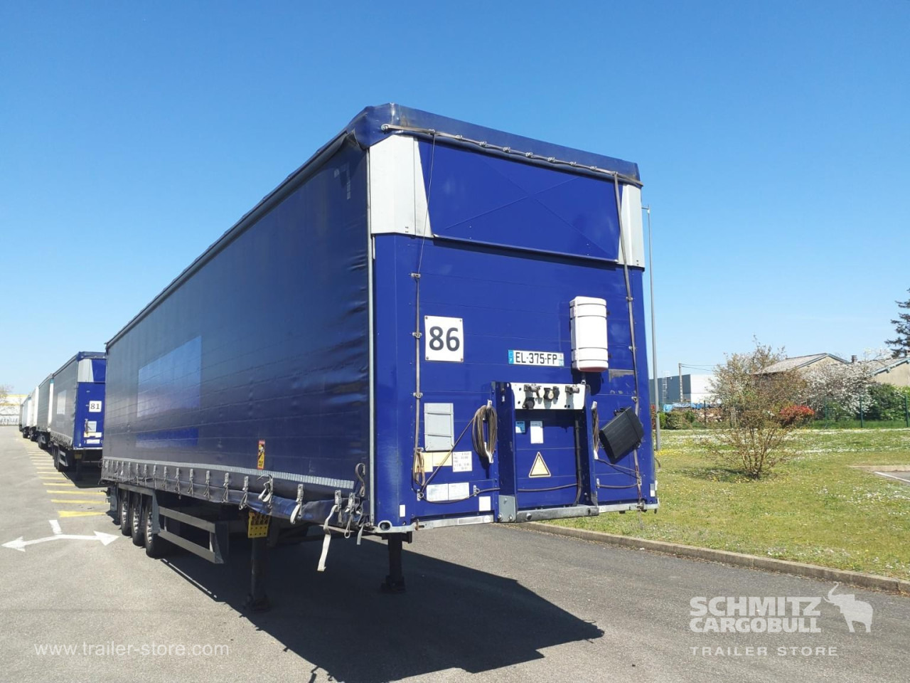 SCHMITZ Curtainsider Mega - Semi-reboque de lona: foto 1 SCHMITZ Curtainsider Mega - Semi-reboque de lona: foto 1