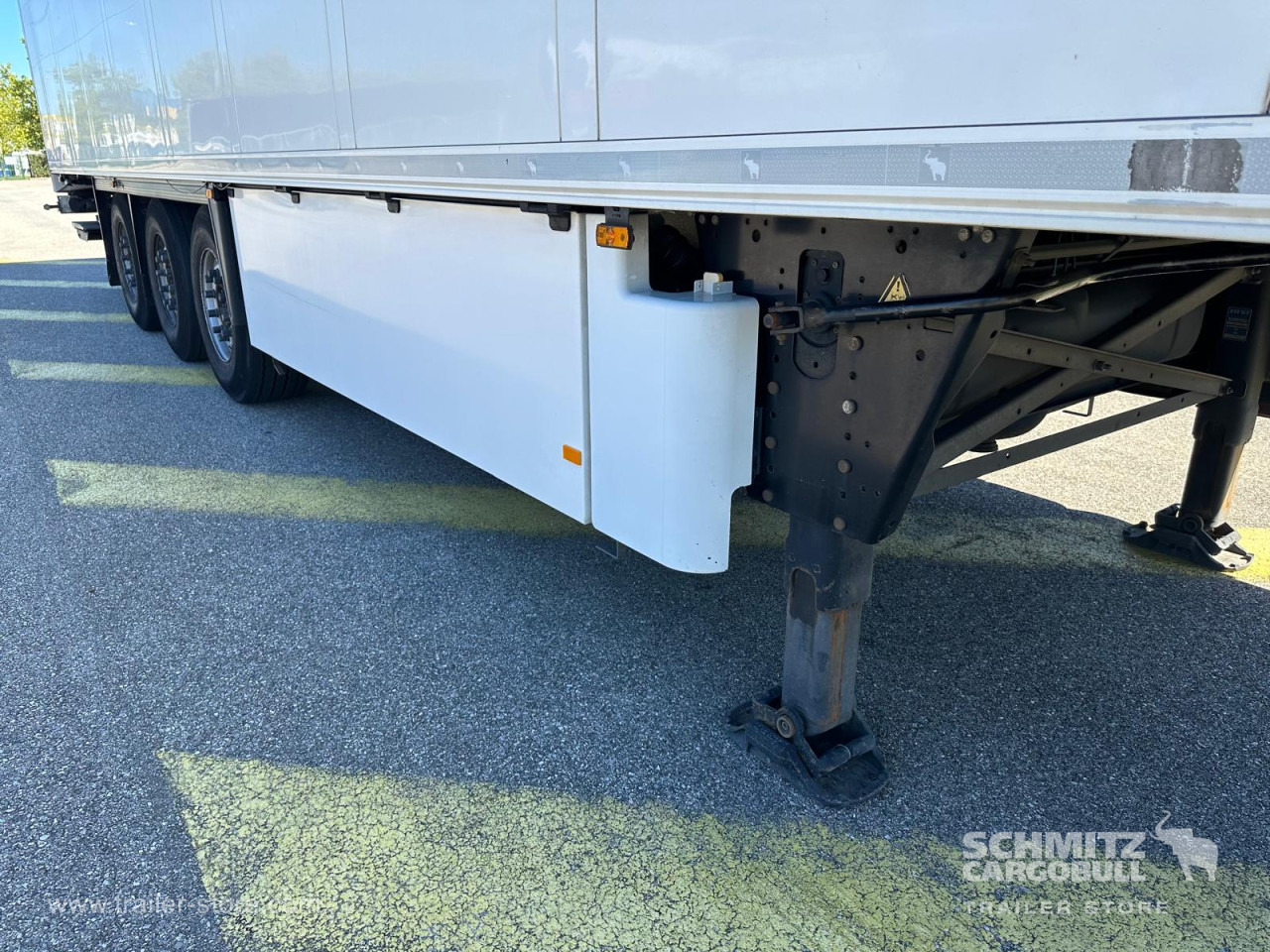 SCHMITZ Reefer Multitemp Double deck Taillift - Semireboque isotérmico: foto 3 SCHMITZ Reefer Multitemp Double deck Taillift - Semireboque isotérmico: foto 3