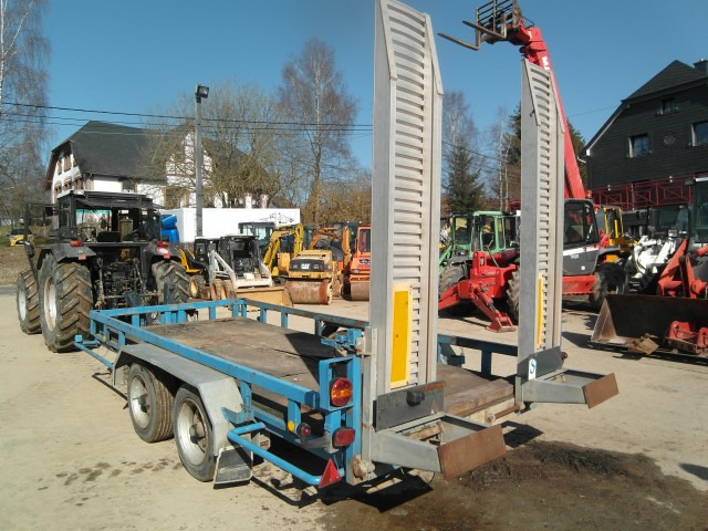 BLOMENROHR J7/2842 - Reboque porta máquinas: foto 4 BLOMENROHR J7/2842 - Reboque porta máquinas: foto 4