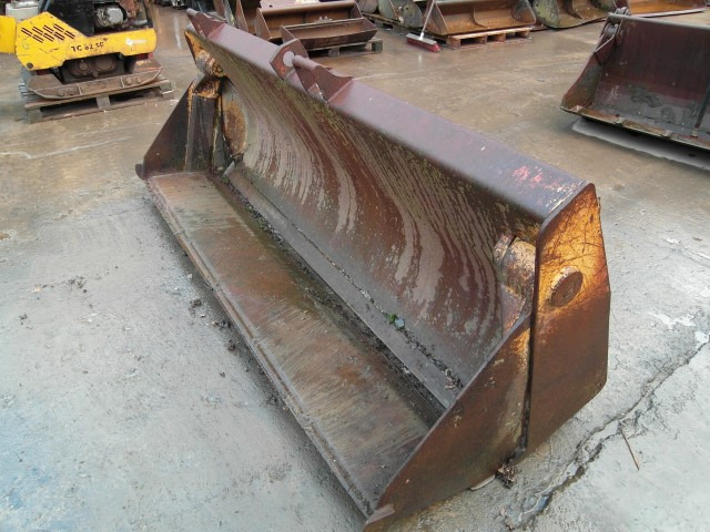 Case 580 - Balde para carregadeiras: foto 1 Case 580 - Balde para carregadeiras: foto 1